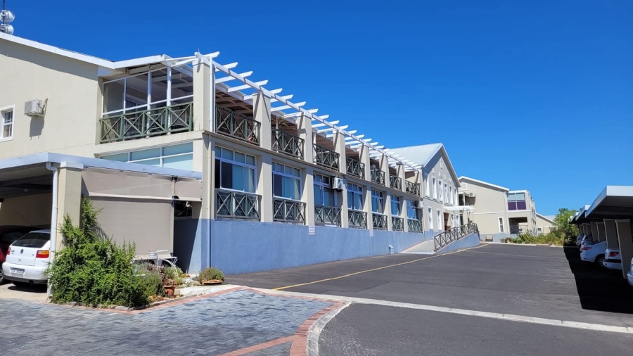 1 Bedroom Property for Sale in Langerug Western Cape